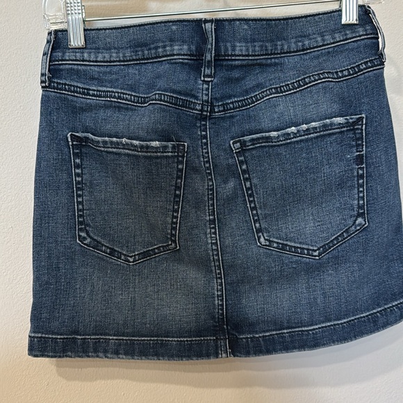 Express Mini Denim Skirt - Picture 2 of 4